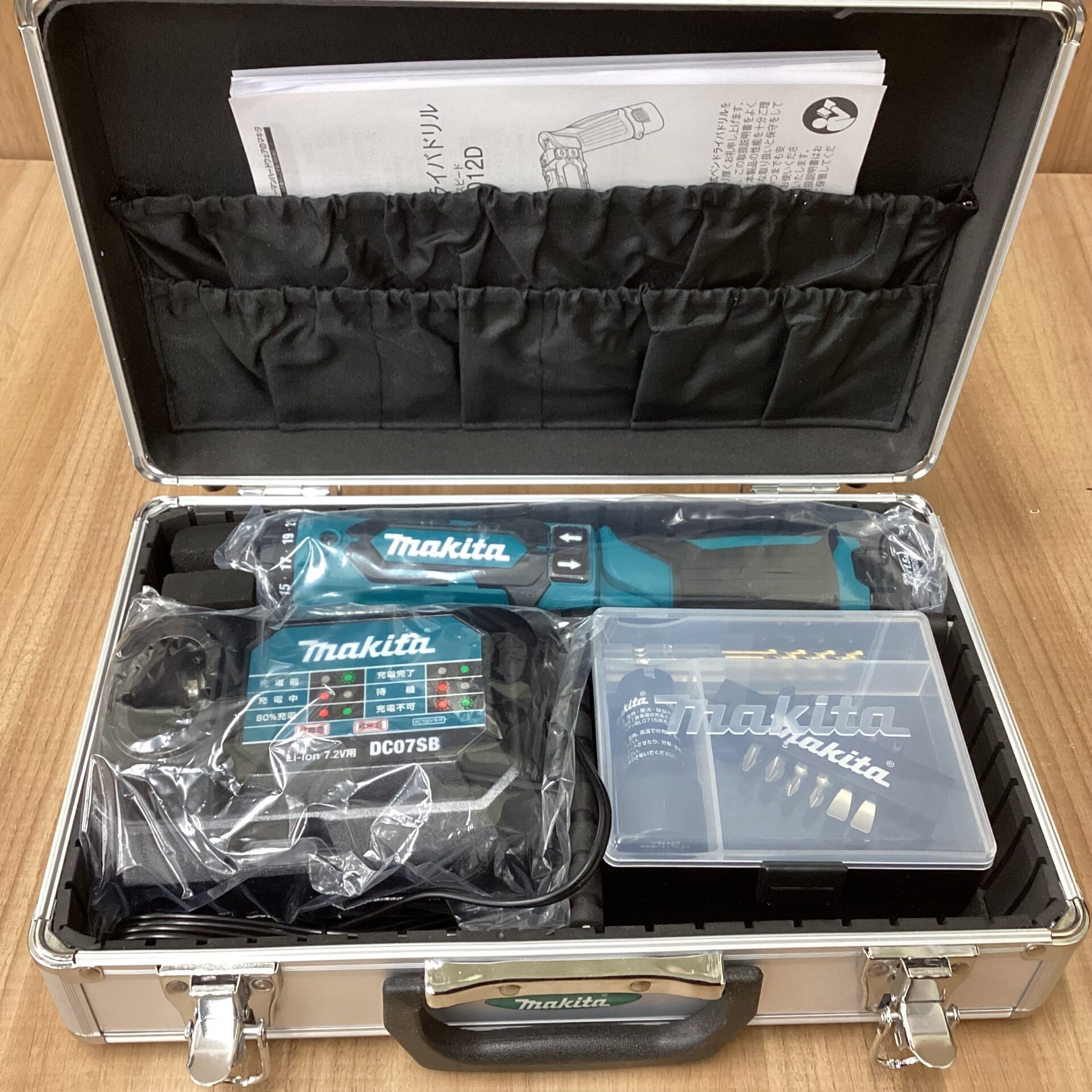 makita　充電式ペンドライバドリル