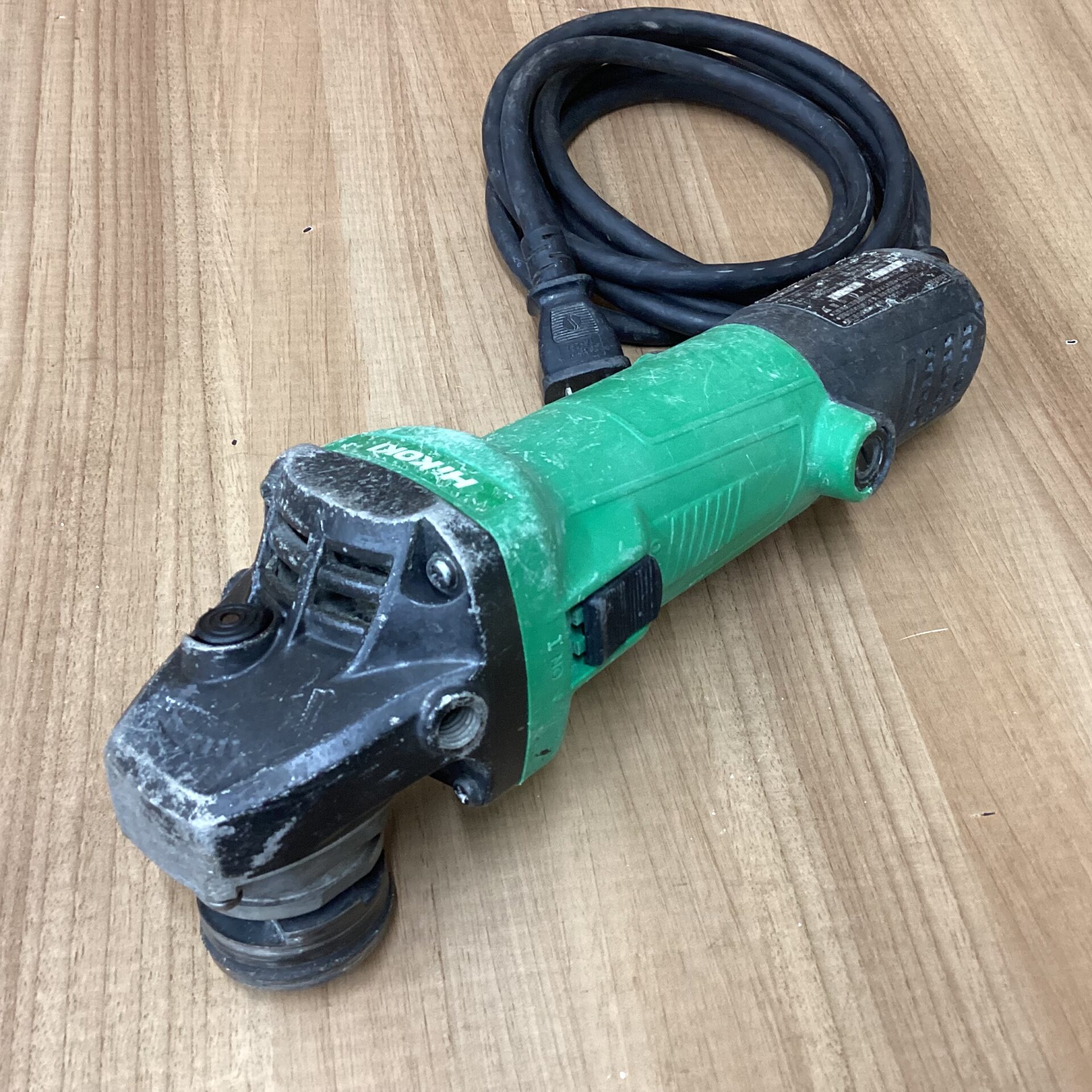 HiKOKI ディスクグラインダ