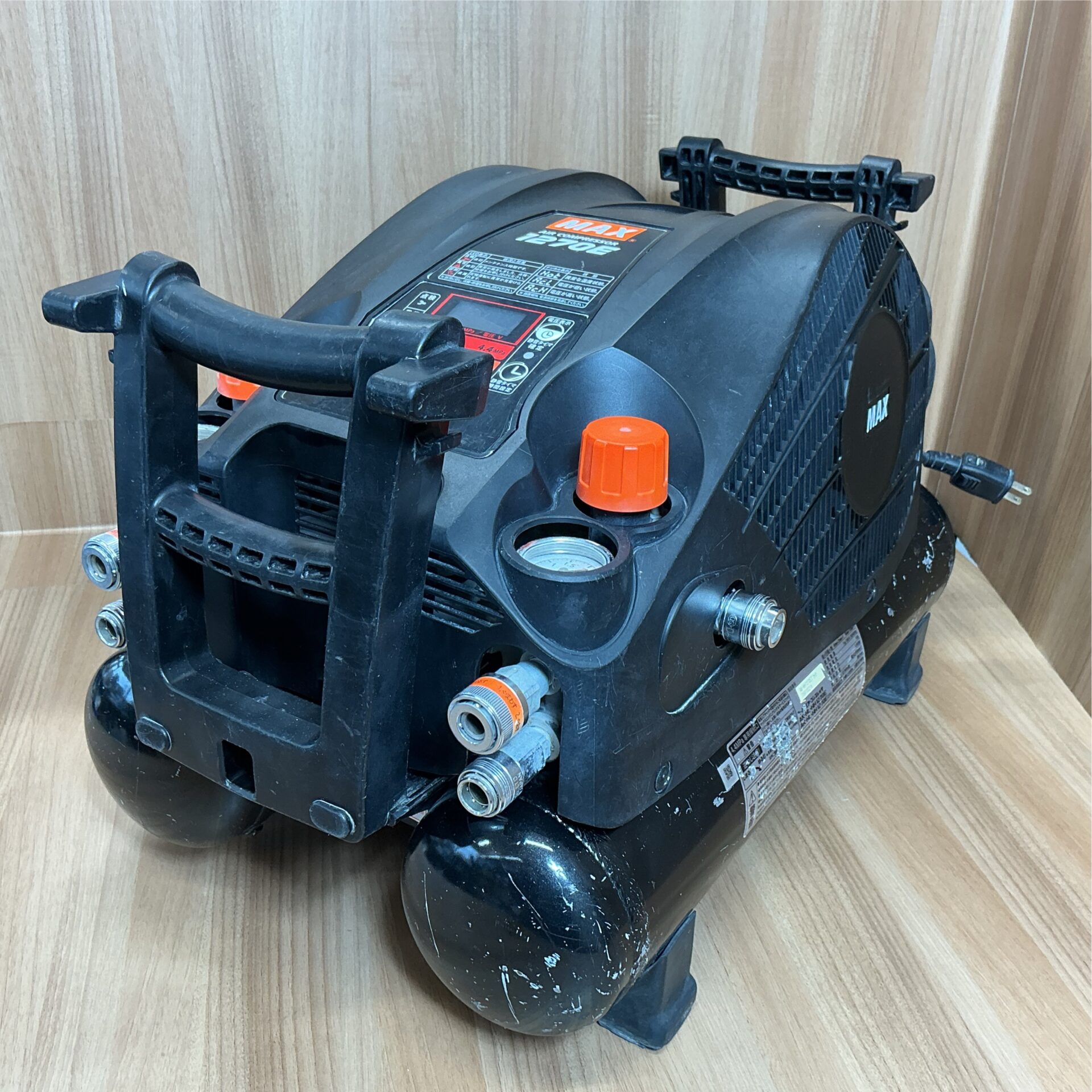 MAX  高圧コンプレッサー